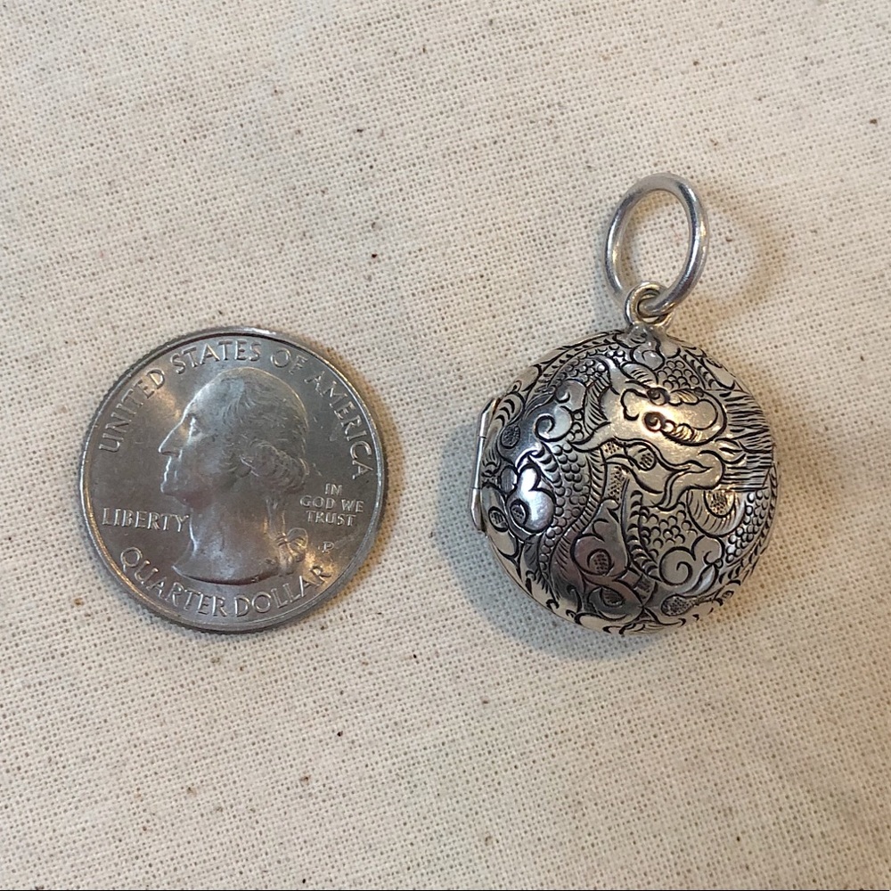 RARE DRAGON LOCKET 🐉